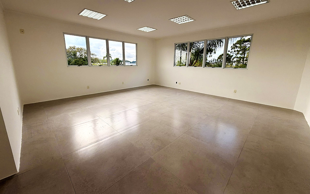 Sala comercial pronta para uso no Ed. Up Work