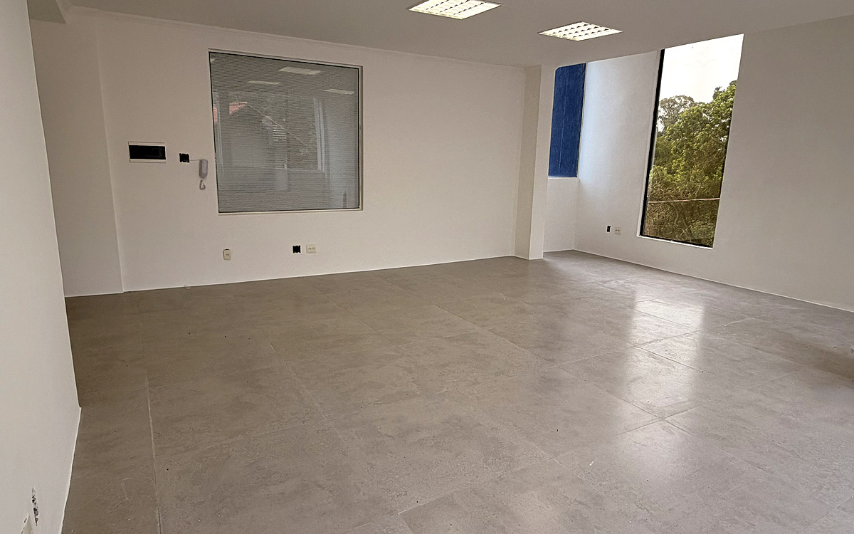 Sala comercial de 75 m² para locação no Ed. Up Work em Vargem Grande Paulista