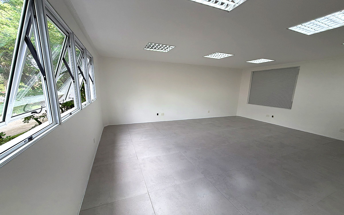 Sala comercial de 46,40 m² para locação no Ed. Up Work em Vargem Grande Paulista