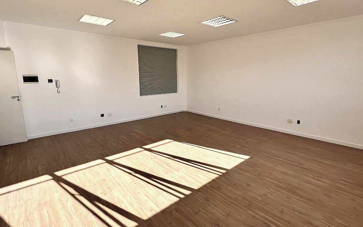 Sala comercial de 46,40 m² para locação no Ed. Up Work em Vargem Grande Paulista
